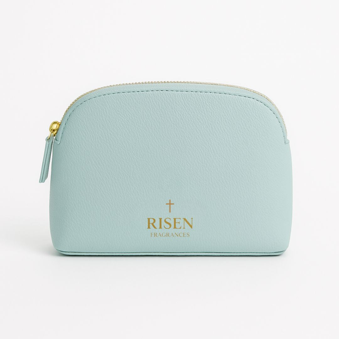 Risen Wash Bag in Sky Blue